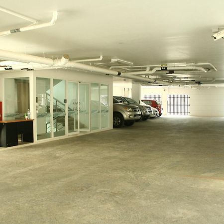 The Baycliff Residences Patong Extérieur photo