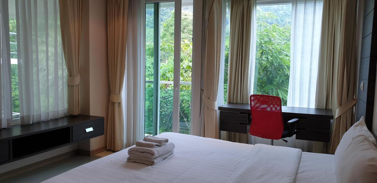 The Baycliff Residences Patong Extérieur photo