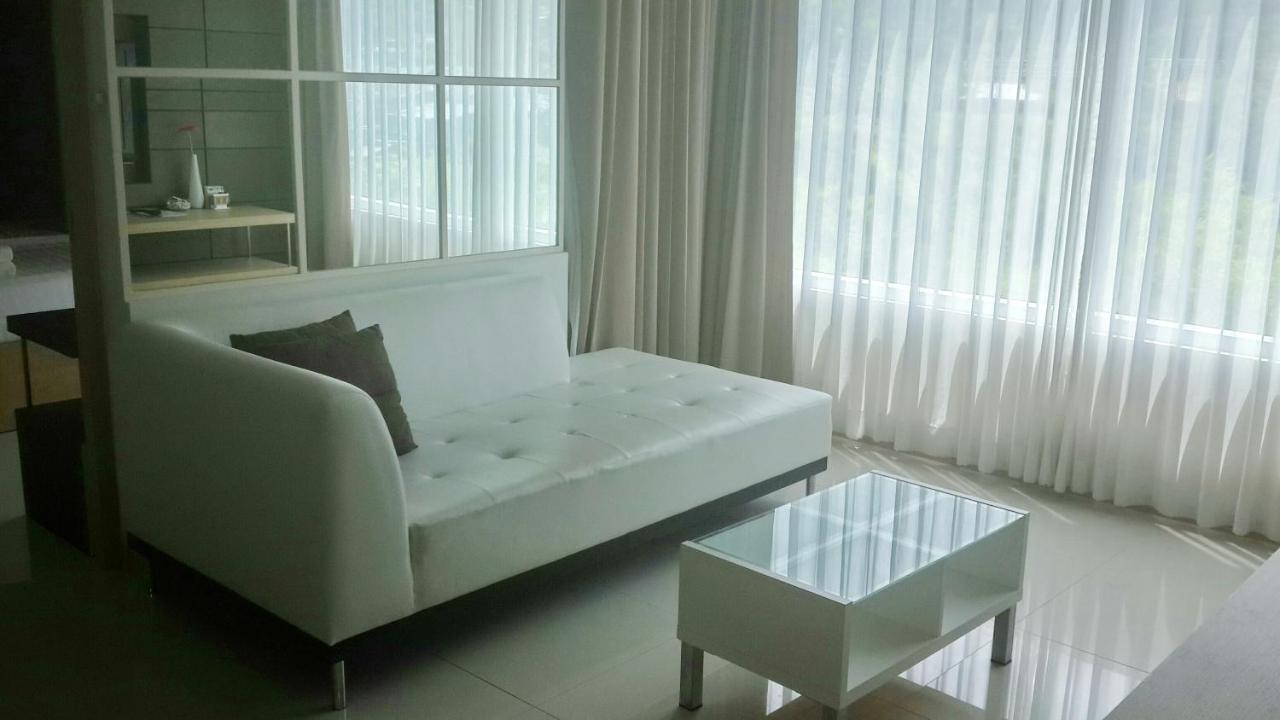 The Baycliff Residences Patong Extérieur photo