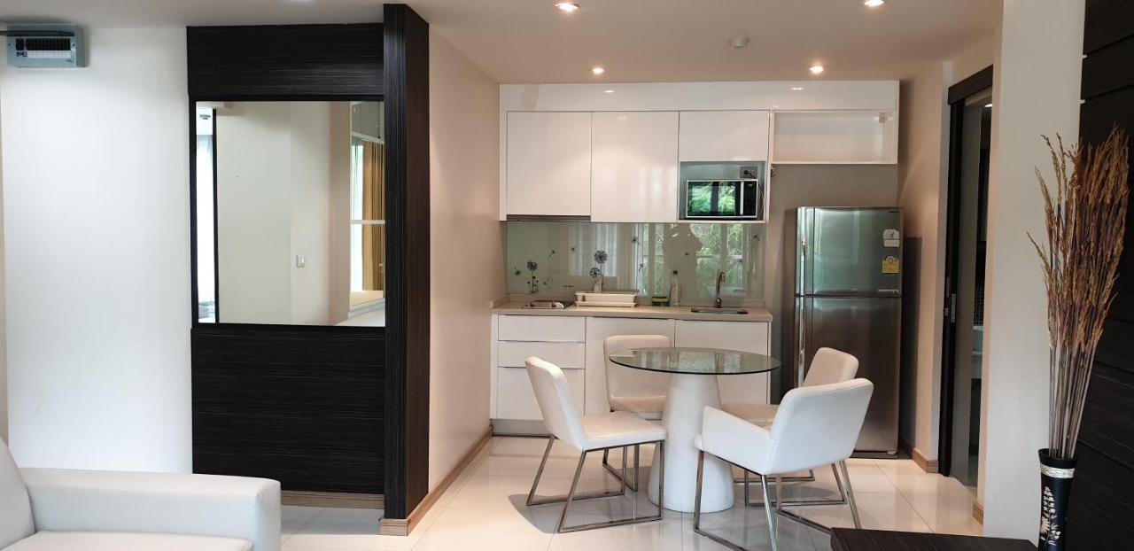 The Baycliff Residences Patong Extérieur photo
