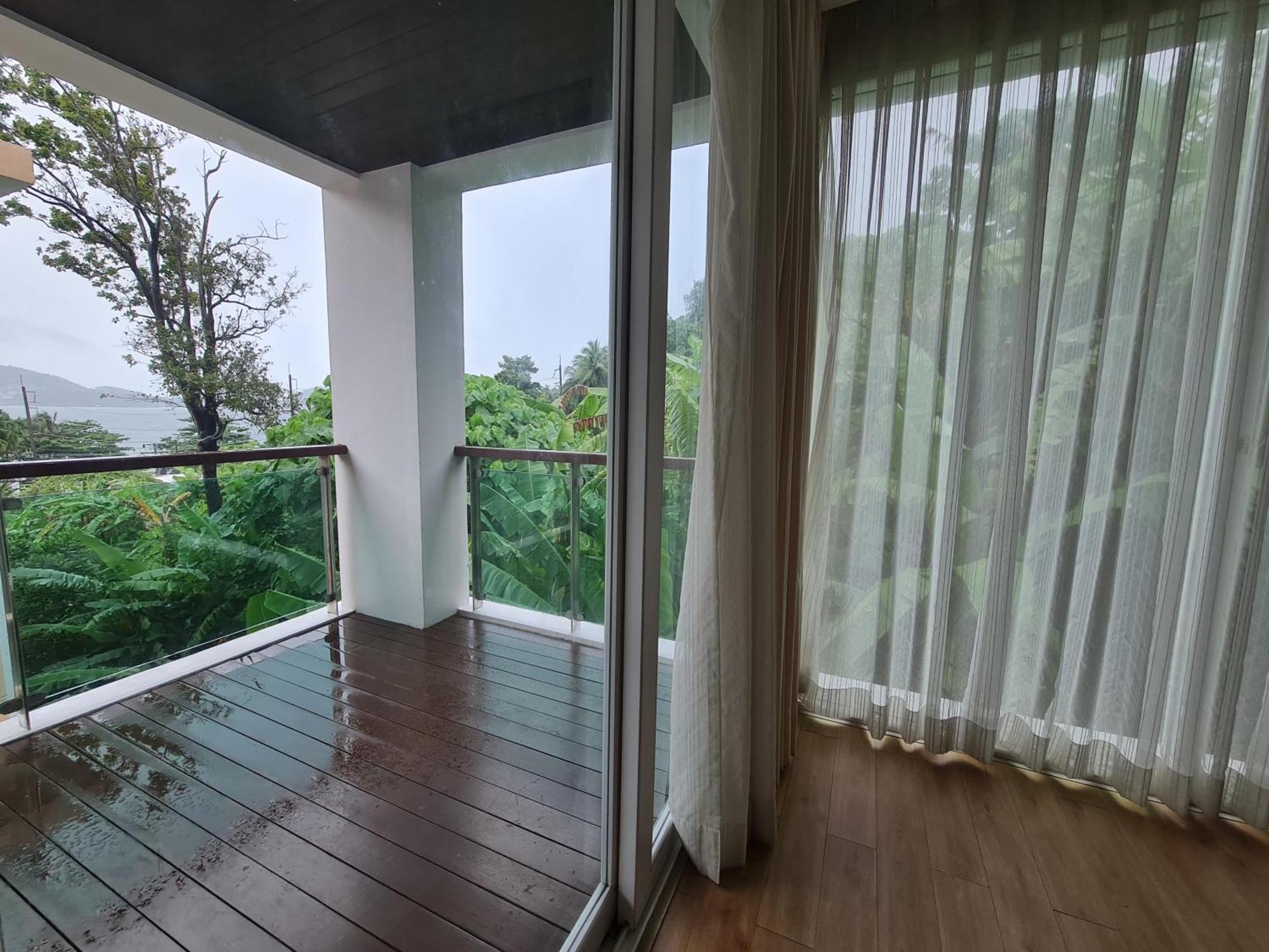 The Baycliff Residences Patong Extérieur photo