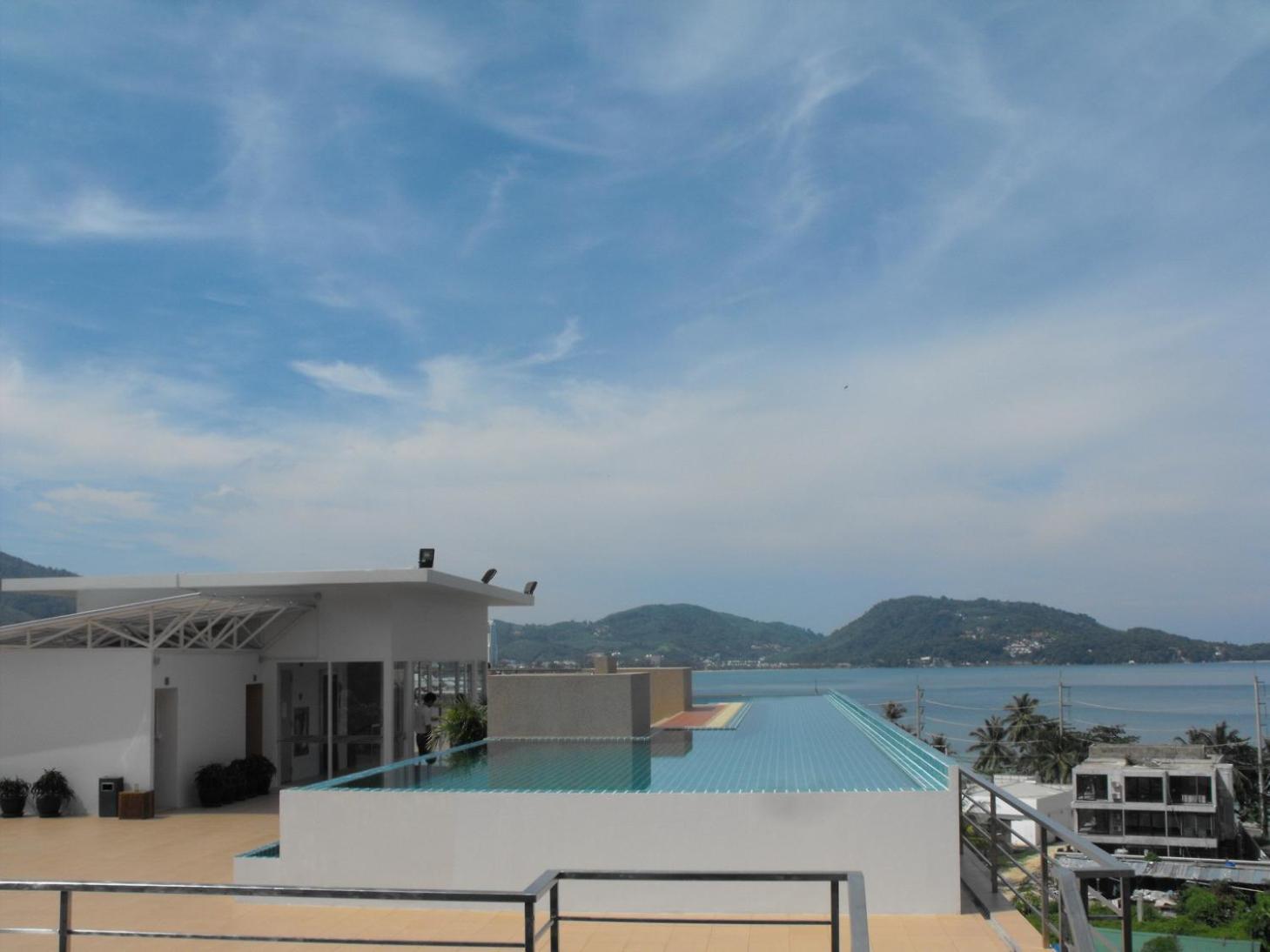 The Baycliff Residences Patong Extérieur photo
