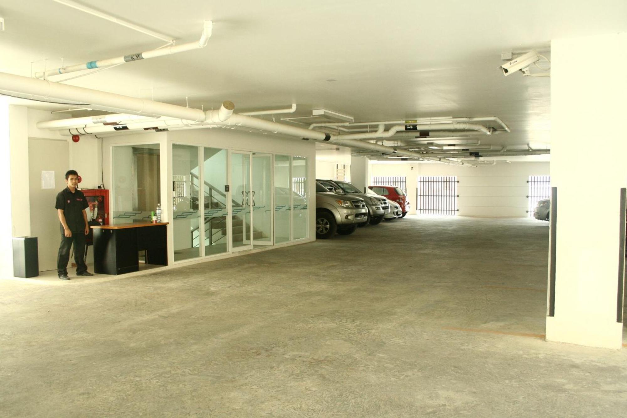 The Baycliff Residences Patong Extérieur photo