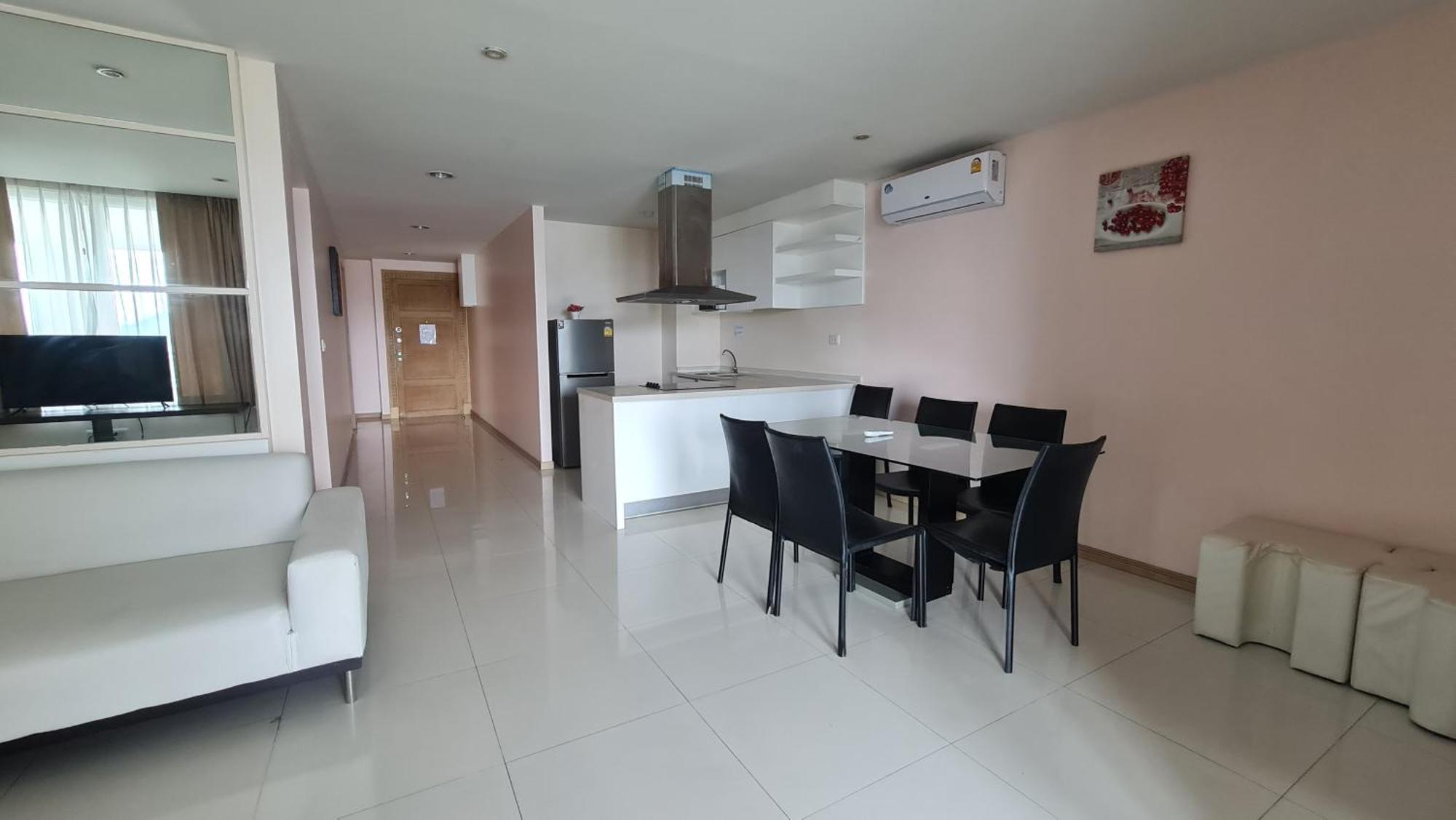 The Baycliff Residences Patong Extérieur photo
